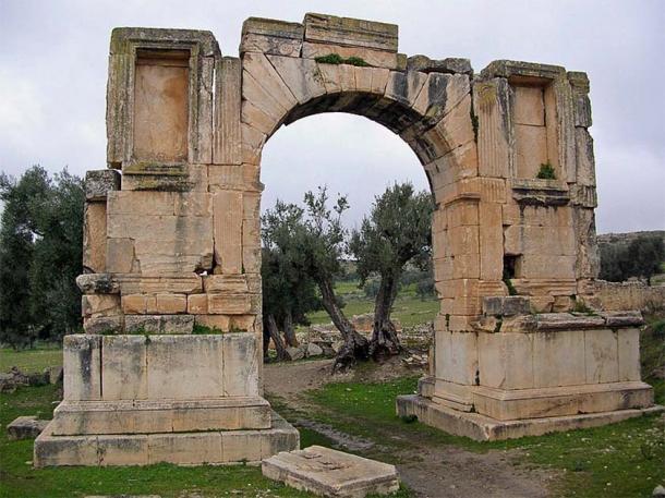 Arch of Alexander Severus, Dougga, Tunisia (Bernard Gagnon/CC BY-SA 3.0)