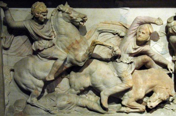 Alejandro sobre Bucéfalo en la Batalla de Issus. Sarcófago de Alejandro, Museo Arqueológico de Estambul. (CC BY-SA 3.0)