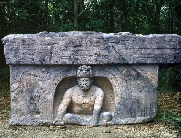 Altar Olmec, La Venta region in Tabasco, Mexico. (James Gaither / CC BY-NC-ND 2.0)