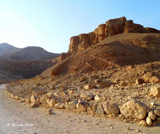 An all-Egyptian archeological mission headed by Dr Zahi Hawass; field supervisor Afifi Rohim Afifi, and Glen Dash and his team of experts have identified a site near King Aye’s tomb in the Western Valley as the spot where a late Eighteenth Dynasty tomb could be located.