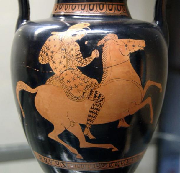 Ancient Greek vase showing Amazon warrior riding a horse. (Bibi Saint-Pol / Public Domain)