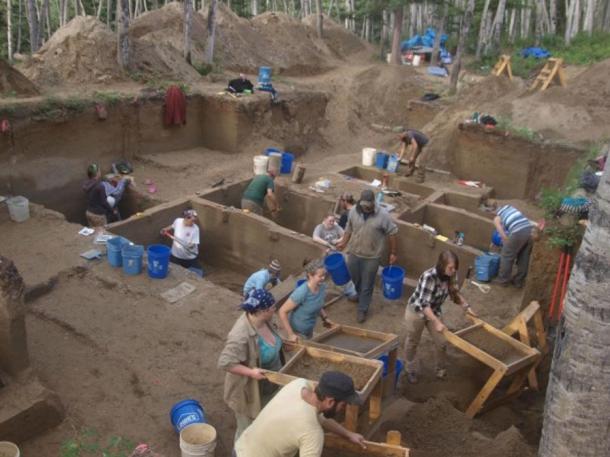 Archaeologists in Alaska found the remains of tiny prehistoric children, the earliest of northern North America.