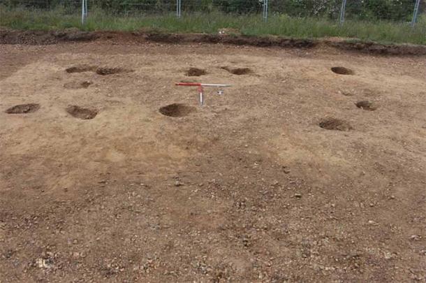 Archaeologists have unearthed remains of what appears to be a rectangular structure. (Cotswold Archaeology)