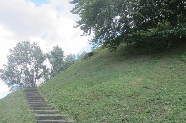 Ascending Grave Creek Mound, 2011.