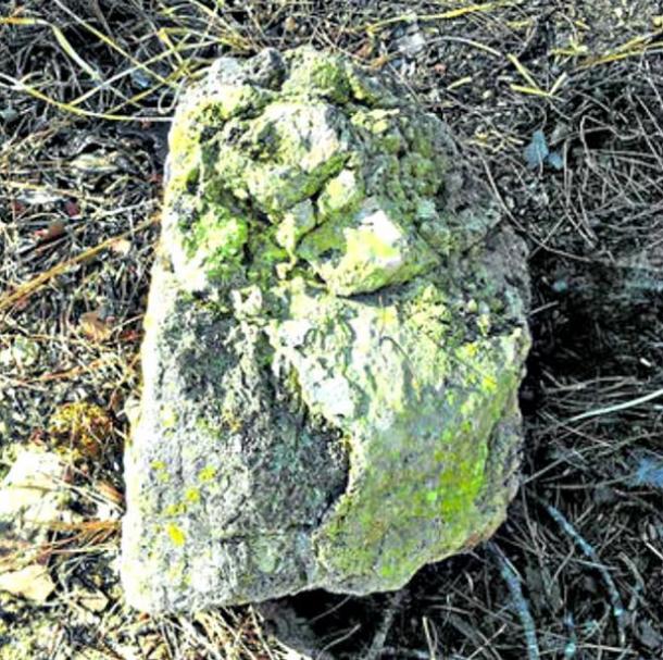 Ashlar (stone block) with mortar found by Manuel Cuevas, La Algaida