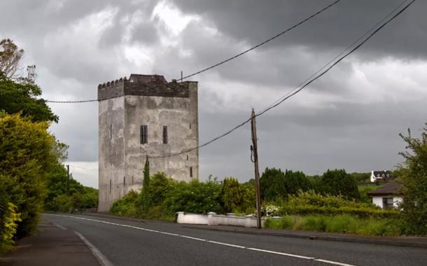 Ballindooley Castle, Ireland, where the Ukrainian refugees are staying. (Mike Searle / CC BY-SA 2.0)