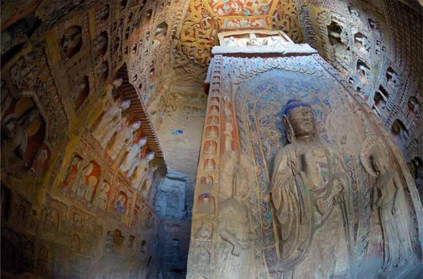 Beautiful Buddhist art inside cave 11, Yungang Grottoes. (trialartinf/Adobe Stock)
