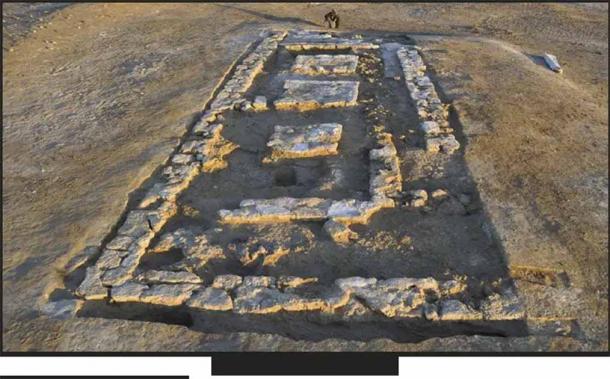 Berenike parece haber sido principalmente un sitio militar, con varios cuarteles encontrados. Los baños públicos griegos recientemente descubiertos en Egipto indican que este también puede haber sido un sitio de relajación. (Steven Sidebotham)