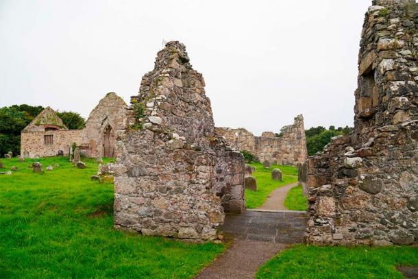 Bonamargy Friary. (Ioannis Syrigos)