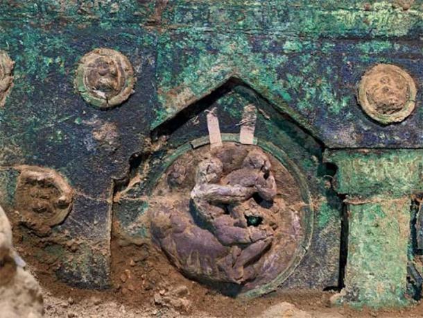 A bronze decorative motif on the chariot depicting an erotic scene. Source: Pompeii Archaeological Park