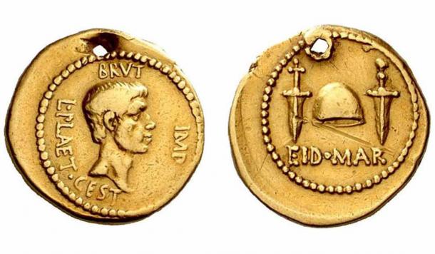Una cara presenta un retrato de Brutus, y las otras dos dagas, en la famosa moneda de oro Idus of March. (Numismática Ars Classica)
