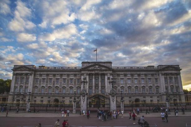 Buckingham Palace. (Pixabay License)