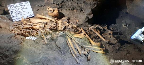 Burial 15 at the recent Tulum cave burial discovery. (Promeza research project, Tulum. Jerónimo Aviles Olguin/INAH)