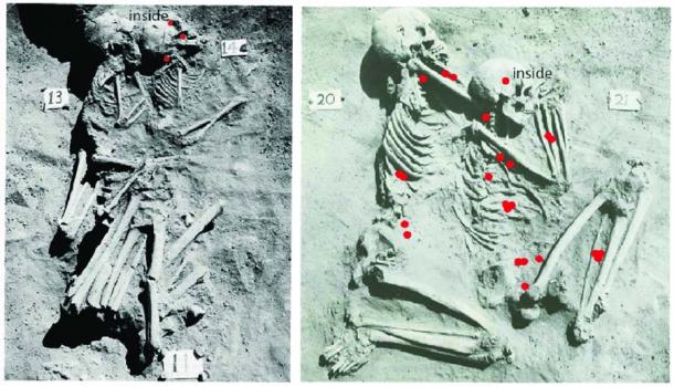 Las tumbas 13 y 14, 20 y 21 y la distribución de artefactos en ellas, ninguna incrustada en los esqueletos. Re-desarrollado de Wendorf 1968a. (Donatella Usai / CC BY 4.0)