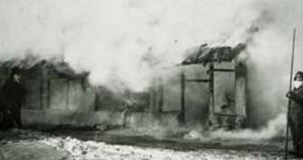 Burned houses in China during the plague of 1890.