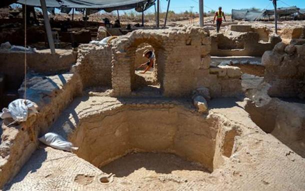 Vats for wine storage at Byzantine winepress in Yavne. (Yaniv Berman / Israel Antiquities Authority)