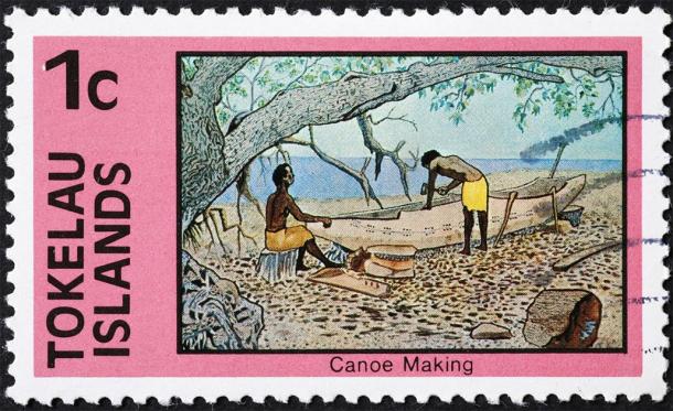 Canoe making on postage stamp of Tokelau (Silvio / Adobe Stock)
