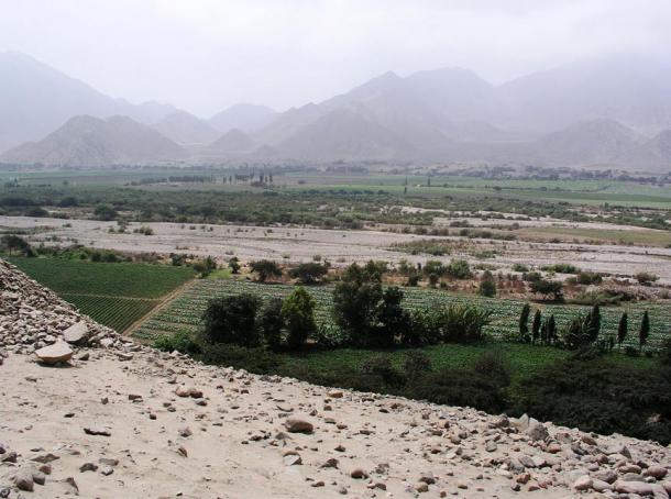 Residents of Caral-Supe lived on a desert terrace above the Supe River Valley, which is green for part of the year.