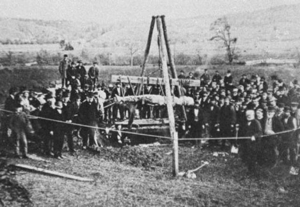 Cardiff Giant being exhumed in 1869. (Public Domain)