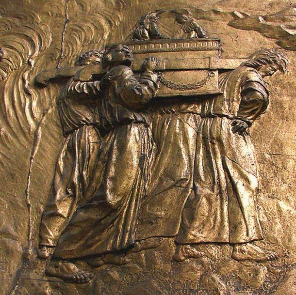 Carrying the Ark of the Covenant: gilded bas-relief at Auch Cathedral, France 