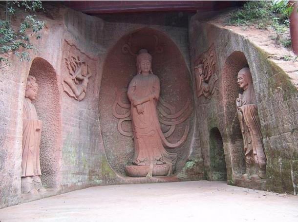Budas esculpidos, Leshan