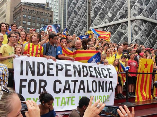 Catalan independence protest in Times Square, NYC