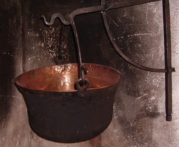 The Cauldron of Dyrnwch the Giant would instantly cook the meat of a brave man
