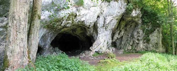 Cave Hohlenstein-Stadel, Lonetal valley, southern Germany. (Thilo Parg/CC BY SA 3.0)