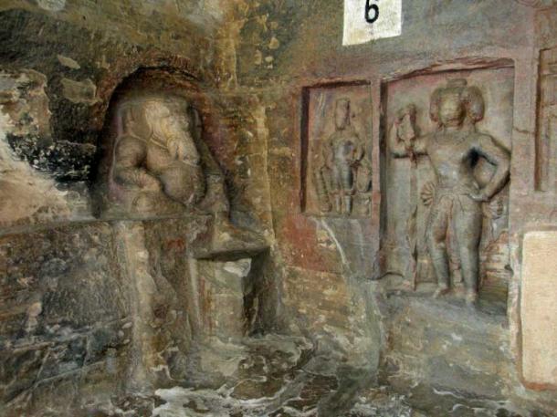Cueva 6 de las cuevas de Udayagiri, que muestra a un guardián dwarapala, Vishnu y Ganesh (ZippyMarmalade / CC BY SA 4.0)