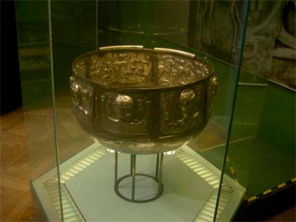The Celtic Gundestrup Cauldron, the National Museum of Denmark, Copenhagen (CC BY-SA 2.5)