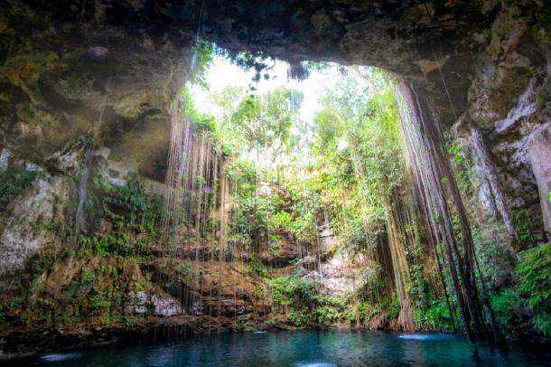 Cenote cave lake landscape view, Chichén Itza, Mexico. (Martin M303 / Adobe stock)
