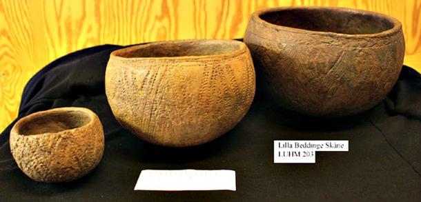 Ceramics with typical European Chalcolithic cord impressions from the Swedish necropolis Lilla Bedinge. (2900 -2350 BC)