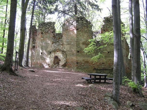 Chapel of St. Mary Magdalene on Blanik mountain. (Public Domain)