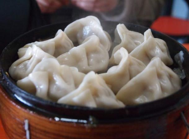 According to folklore, the Chinese jiaozi dumpling was invented by Zhang Zhongjing, an eminent doctor and county governor known for his kindness who lived during the Eastern Han Dynasty (A.D. 25–220).