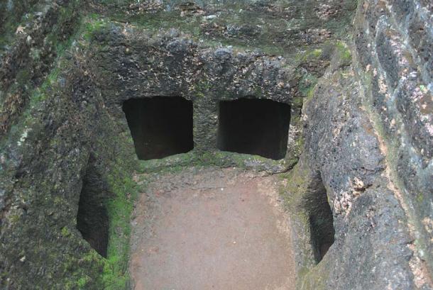 The Chirakkal taluk megalithic burial tomb of Kuttikunnu, Kerala, India. (Narayananknarayanan / CC BY-SA 3.0)
