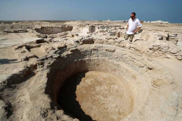 El sitio del monasterio cristiano preislámico del siglo VI incluía una iglesia, refectorio, cisternas y celdas para los monjes, donde pasaban un tiempo en soledad. (Departamento de Arqueología y Turismo de Umm Al-Quwain)