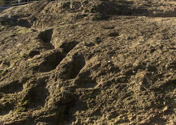 "Ciampate del Diavolo", 350.000 años de huellas en Tora e Piccilli (CE) Italia 