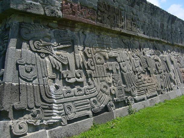 Close up of feathered serpent motif on the temple at Xochicalco 
