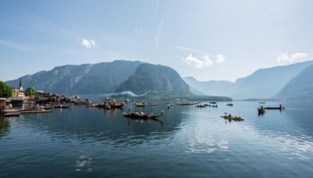 Corpus Christi procession on Lake Hallstatt in Hallstatt in the Salzkammergut 