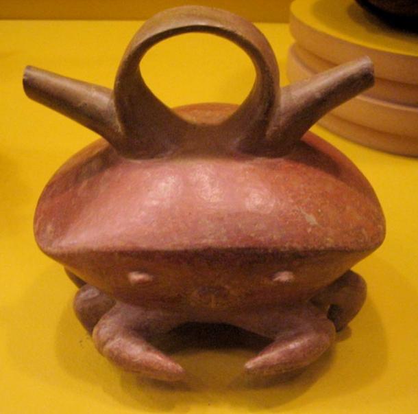Crab-shaped vessel (alcarraza), Malagana, Colombia.