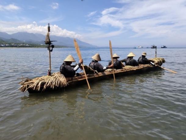 Crew setting out for the voyage (CAN)