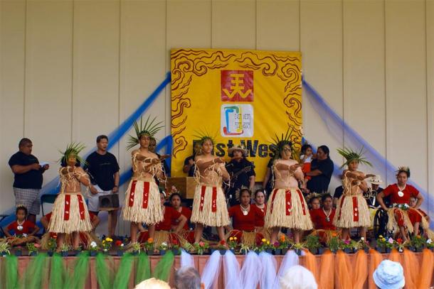 Cultural Dances of Tokelau (Timur. T / CC BY-NC-ND 2.0)