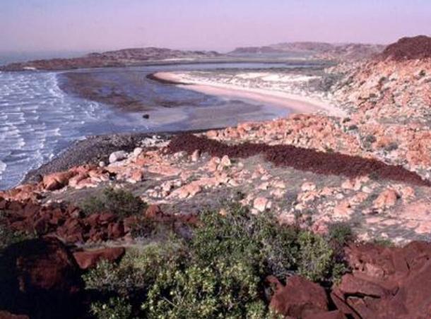 Dampier Archipelago coastal landscape, 2000