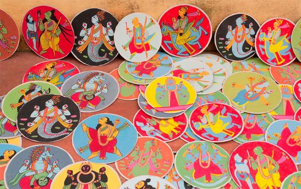 Dashavatara cards depicting the ten avatars of the god Vishnu, as mentioned in Hindu religious texts. Nationalist Hindu groups have rejected Darwinian evolution in India in favor of promoting this alternative theory of evolution. (mitrarudra / Adobe Stock)