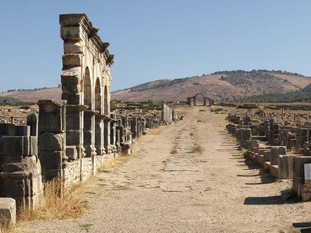 Decumanus Maximus in Volubilis.