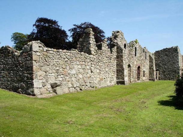 Deer Abbey in Scotland. ( Public Domain )
