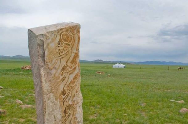 Deer Stones near Muren, Mongolia. These megaliths were carved with deer images at sometime around 1000 BC. (CC BY 2.0)