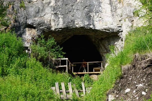 Denisova cave. (loronet / CC BY-SA 2.0)