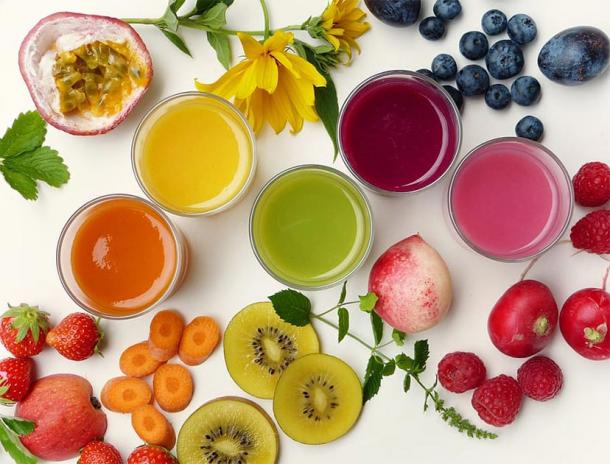 Detoxification is a form of alternative medicine. (WallpaperFlare / Public Domain)