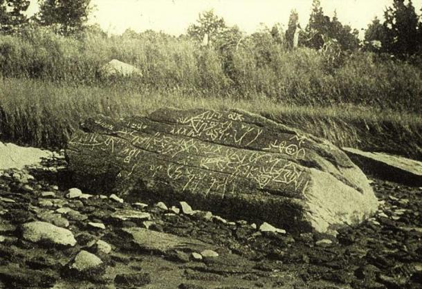1893 photograph of Dighton Rock. 